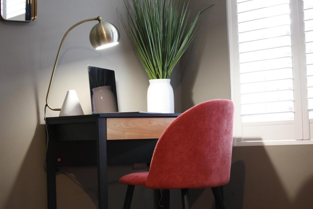 No 12 - Stunning Self Check-In Apartments In Worcester Centre Экстерьер фото